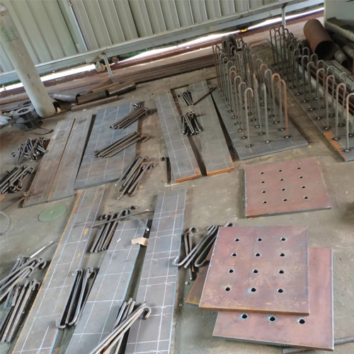 有哪些其他因素会影响濮阳预埋件位置的确定？